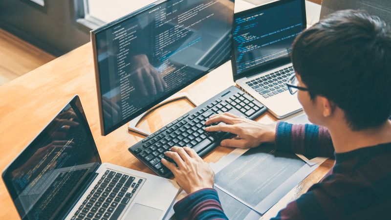 Chuyển Nghề IT Sang Marketing: Lợi Thế "Kép" Cho Thời Đại Số